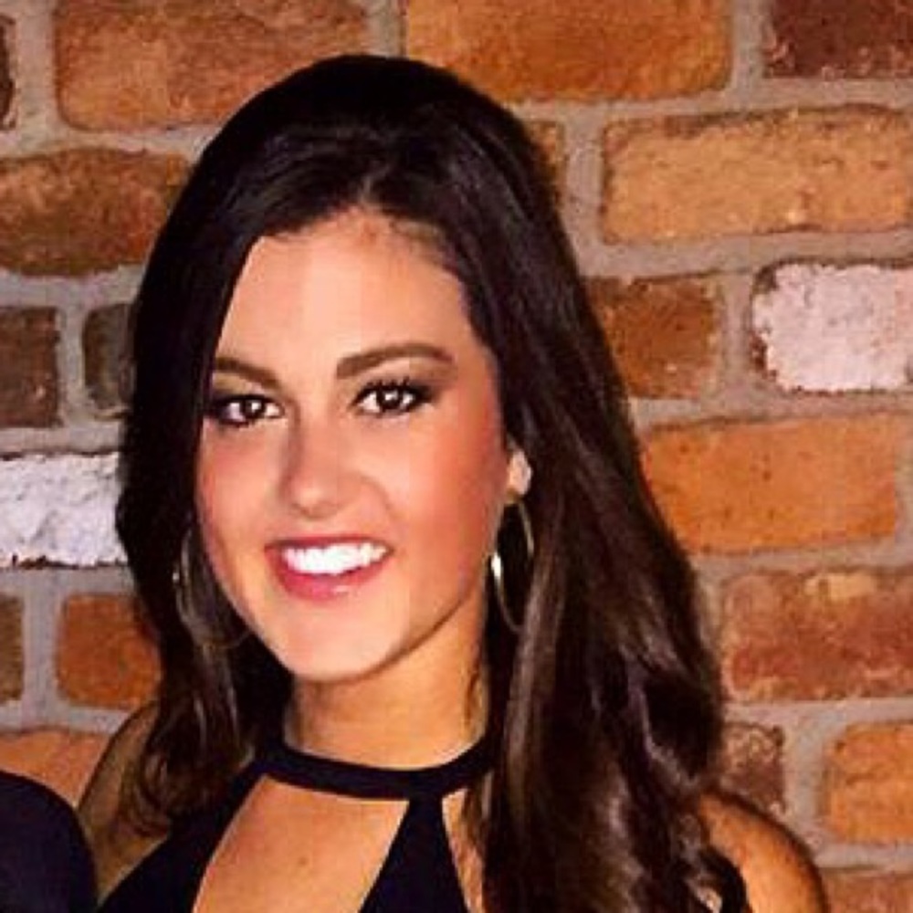 Meet your Posher, Caroline