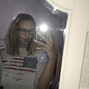 Meet your Posher, Hailey