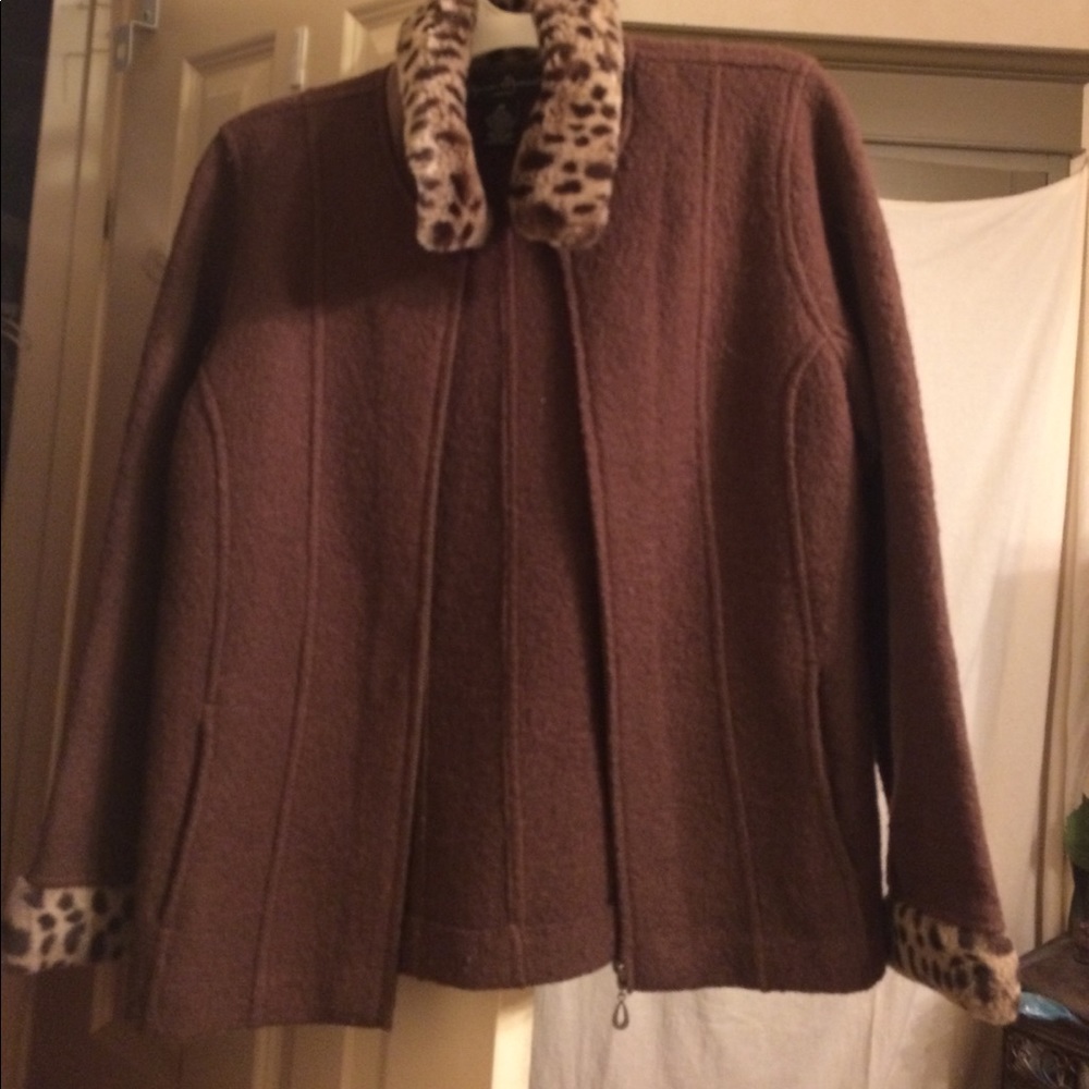 wool jacket with faux leopard collar zip up NWOT