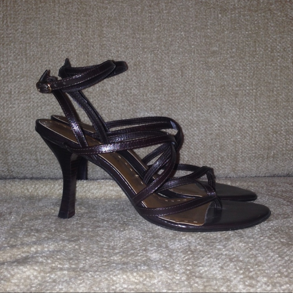 Gianni Bini Brown Strappy Heels - Size 7 - Picture 4 of 4
