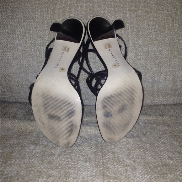 Gianni Bini Brown Strappy Heels - Size 7 - Picture 3 of 4