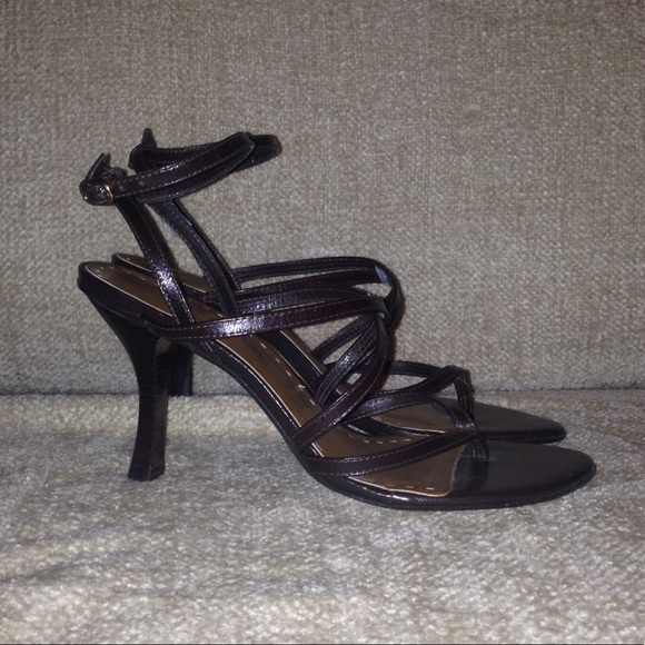 Gianni Bini Brown Strappy Heels - Size 7 - Picture 4 of 4