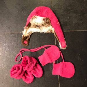 Pink baby winter accessories-hat, gloves, booties