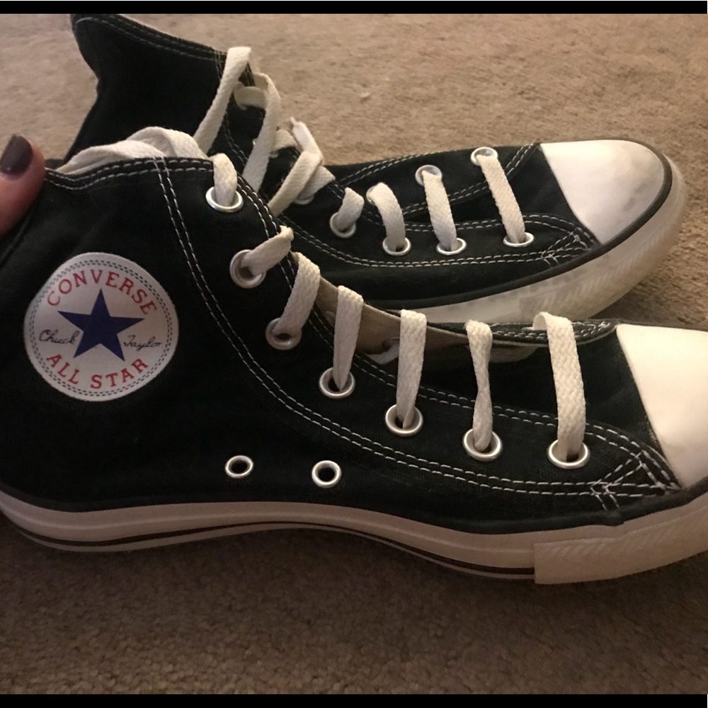 high top black converse size 5 women but fits 7