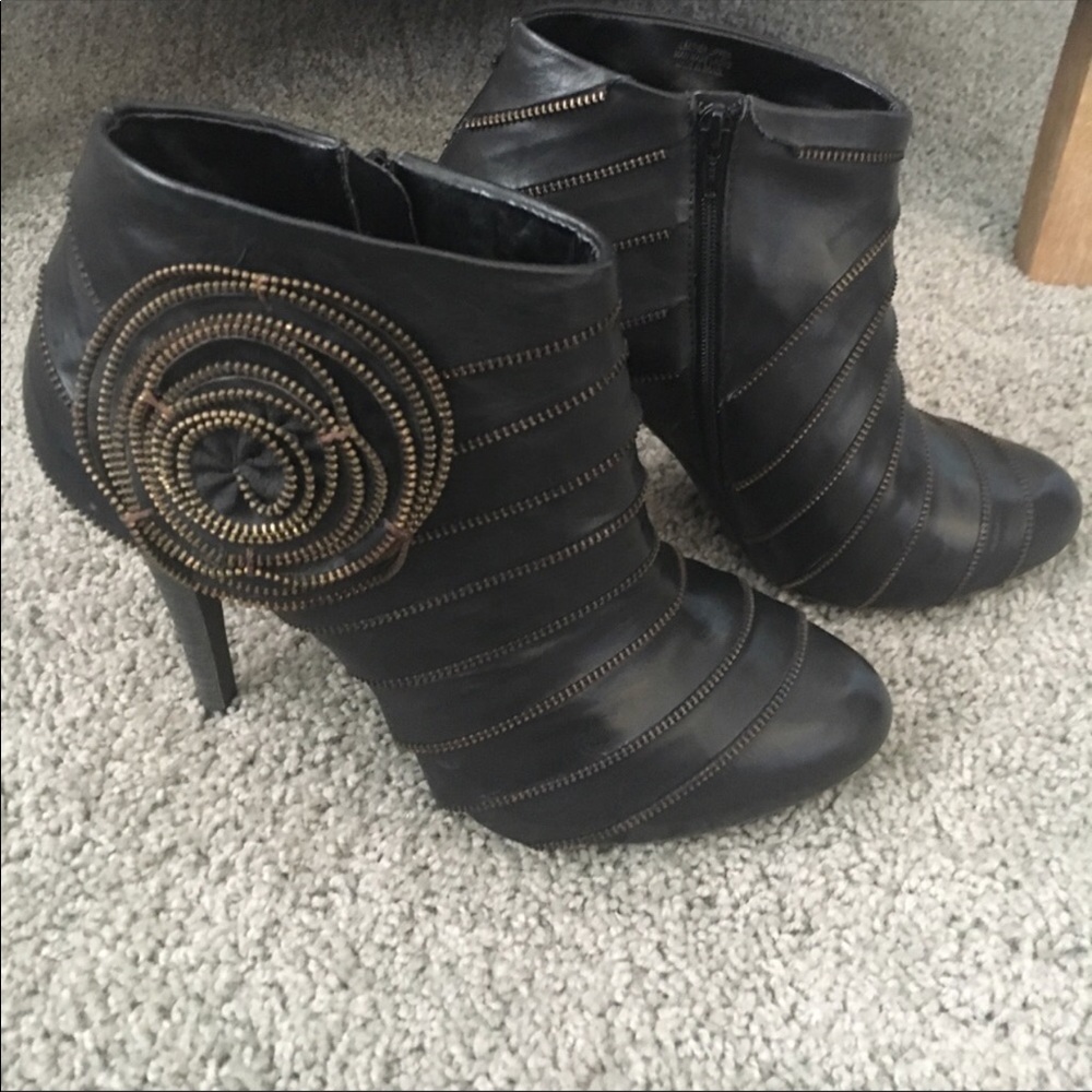 BCBG booties