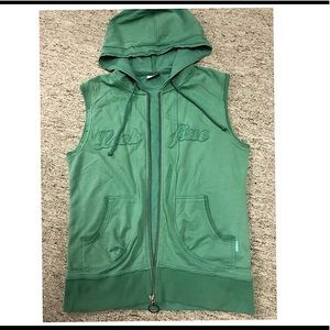 ➡️ Sleeveless Hoodie for women