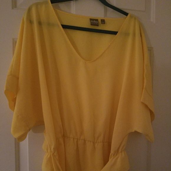 Yellow Blouse - Picture 2 of 4