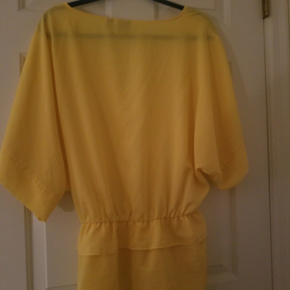 Yellow Blouse - Picture 3 of 4