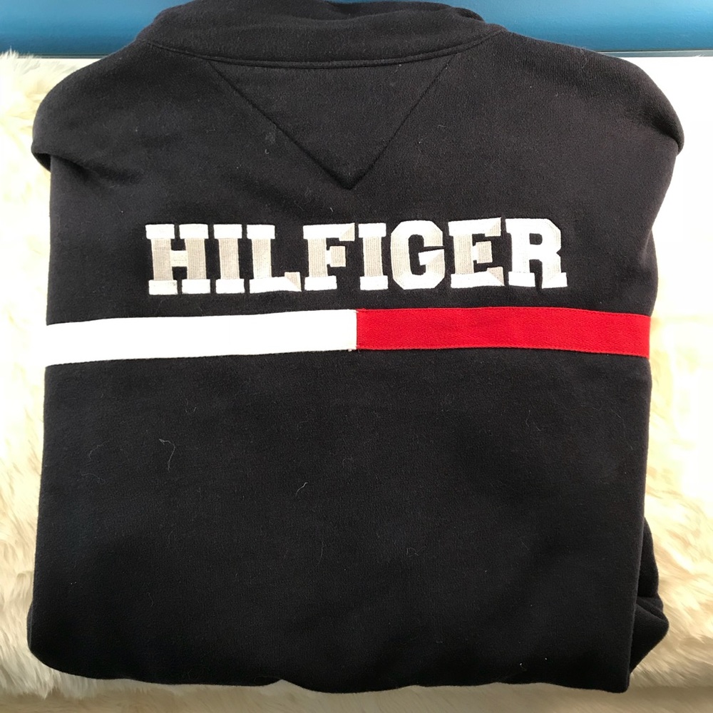 (SOLD) Tommy Hilfiger - Picture 1 of 4