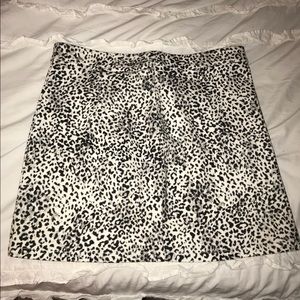 Cheetah mini skirt
