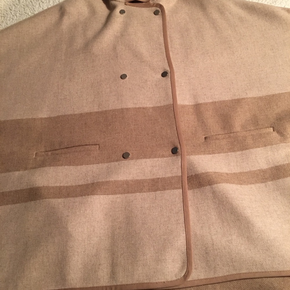 NWT! $745! Vince Wool Blend Cape M/L Coat Jacket - Picture 5 of 8