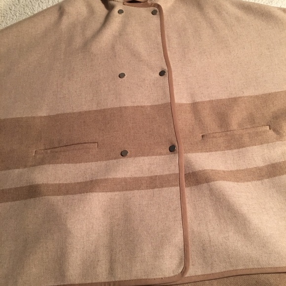 NWT! $745! Vince Wool Blend Cape M/L Coat Jacket - Picture 5 of 8