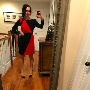 Alice + Olivia "Ace of Spades" sleeved dress