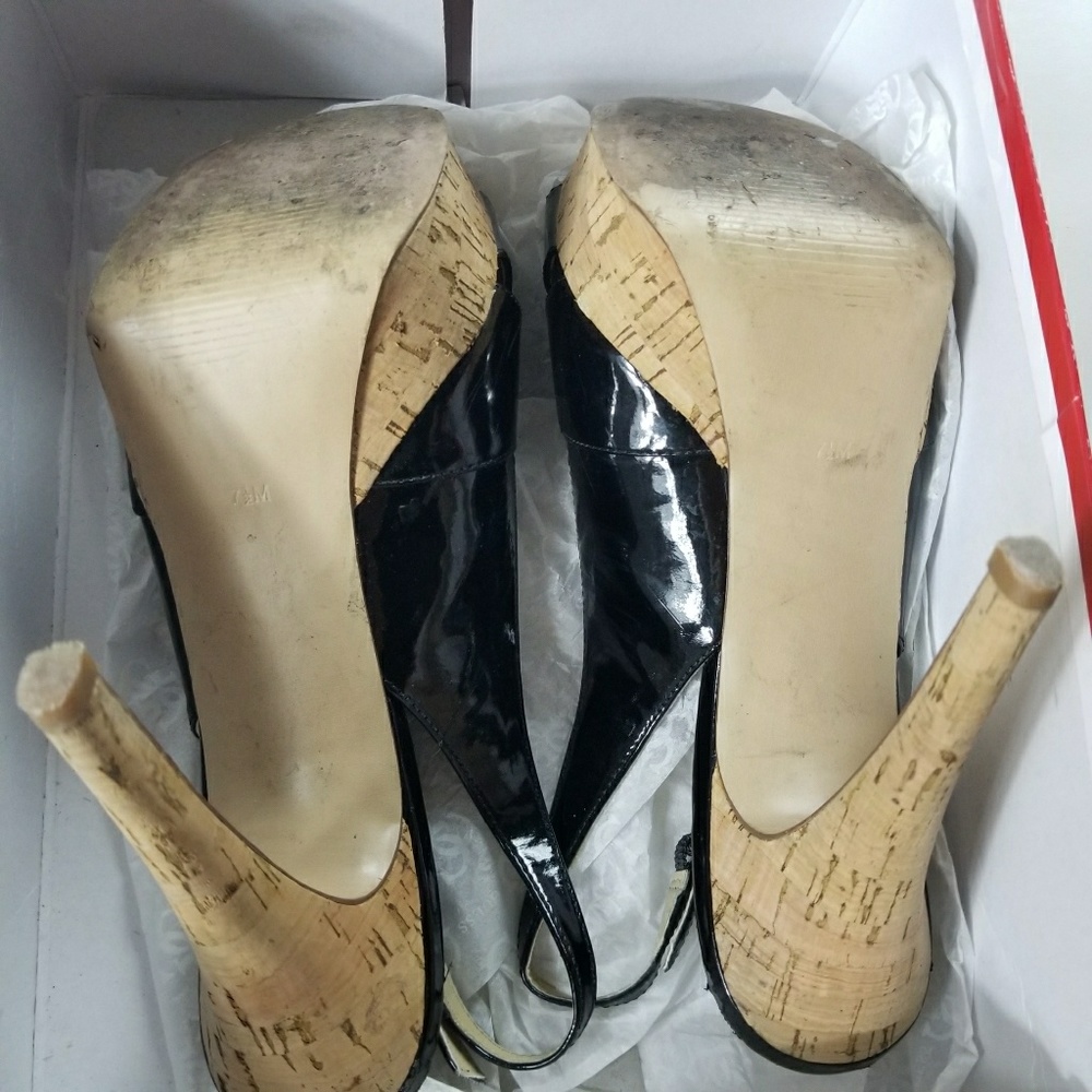 Guess Heels - Picture 3 of 5