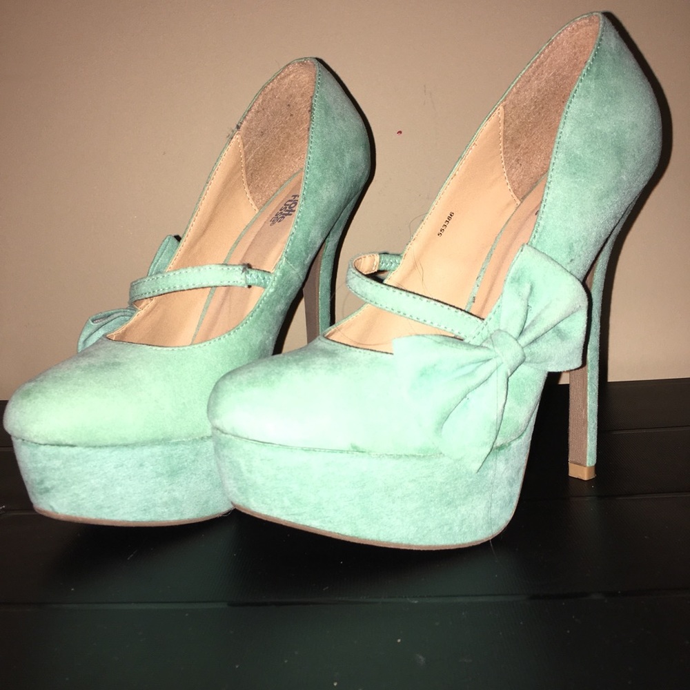 Teal heels