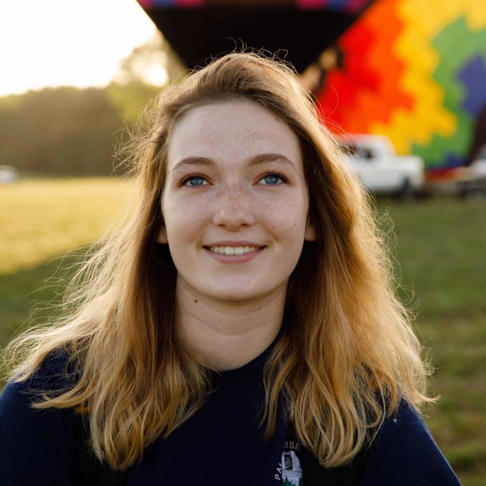 Meet your Posher, Tori