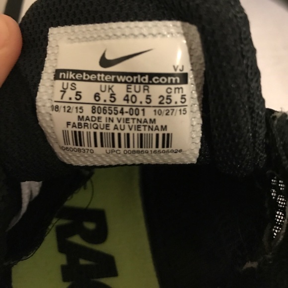 Track shoes - Picture 2 of 3