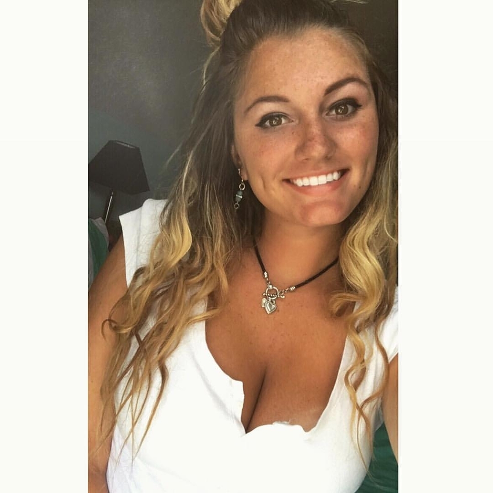 Meet your Posher, Casey