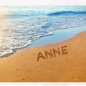 Meet your Posher, Anne