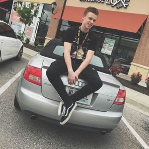 Meet your Posher, Bryce