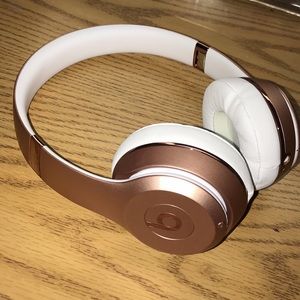 Beats wireless headphones