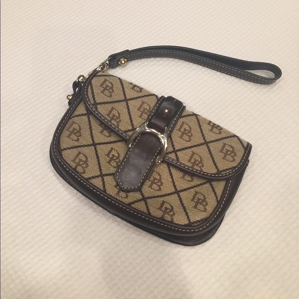 Dooney & Bourke Wristlet