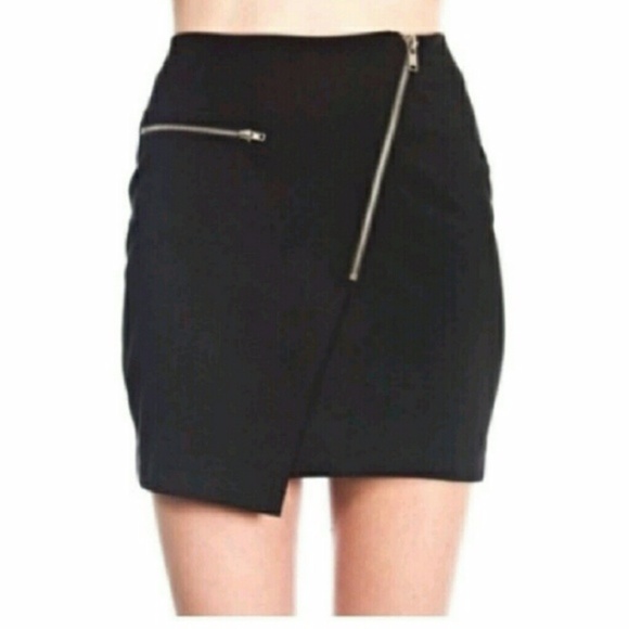 Dresses & Skirts - Black Mini Skirt with Silver Exposed Zippers SMALL