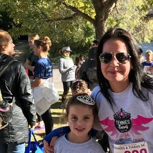 Meet your Posher, Alisia