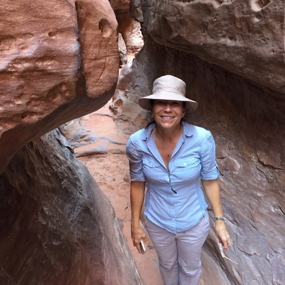 Meet your Posher, Angela