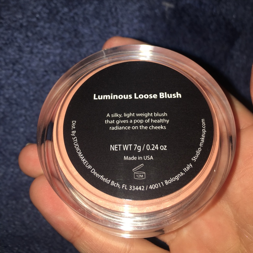 Studio makeup blush - Picture 4 of 4