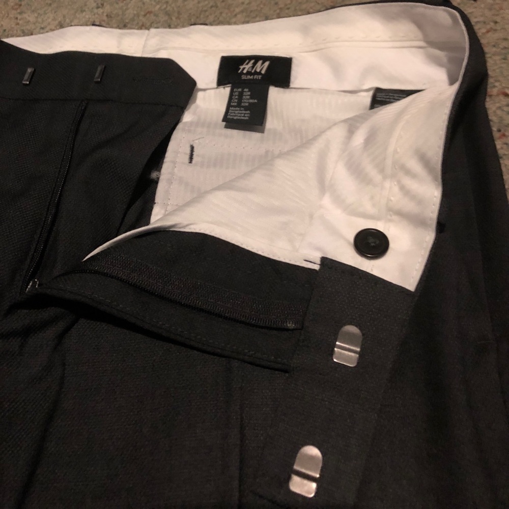 Dress pants - Picture 2 of 4
