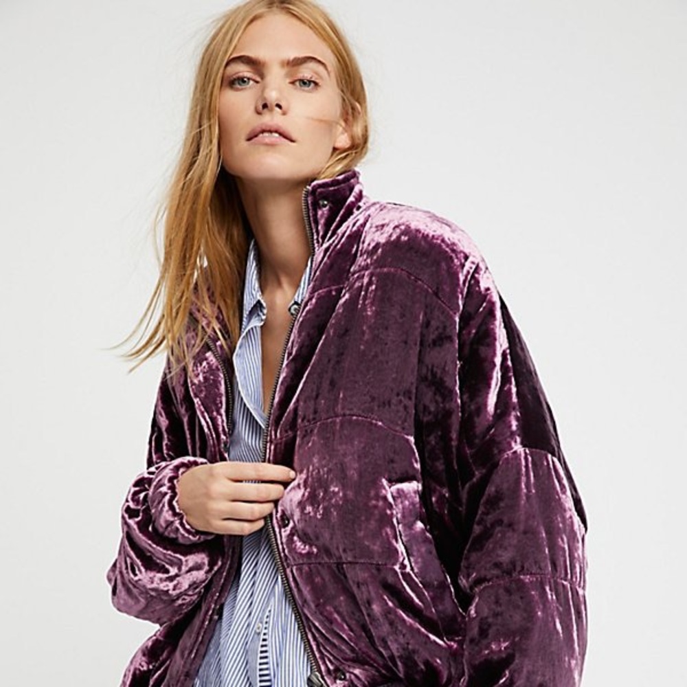 Free People Cropped Velvet Puffer Size XS $198