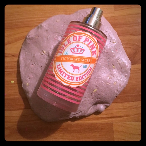 Chewed Bubblegum Slime - Picture 1 of 1