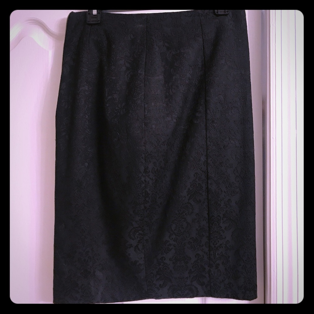 Black skirt