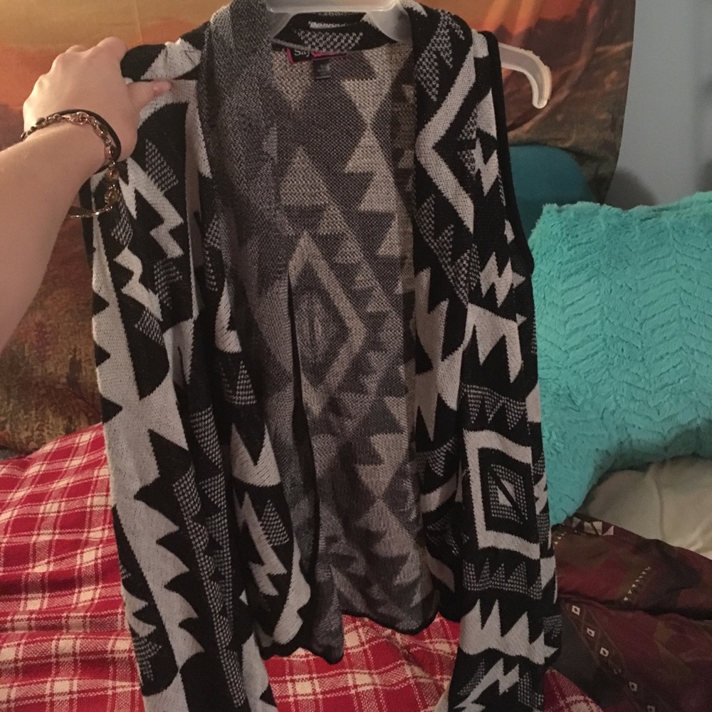 Short sleeve cardigan