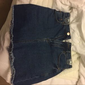 Super cute jean skirt!
