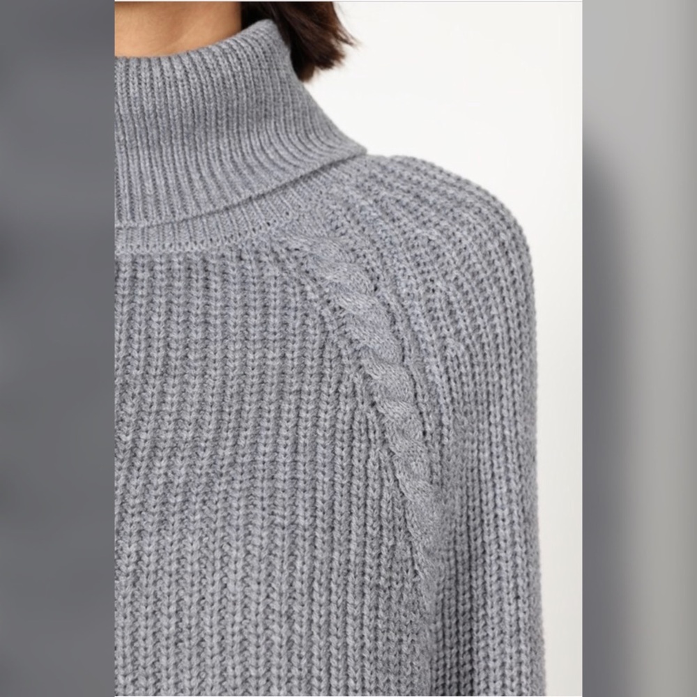 Venus Knitted Bow Back Sweater - Picture 5 of 8