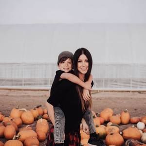 Meet your Posher, Sara