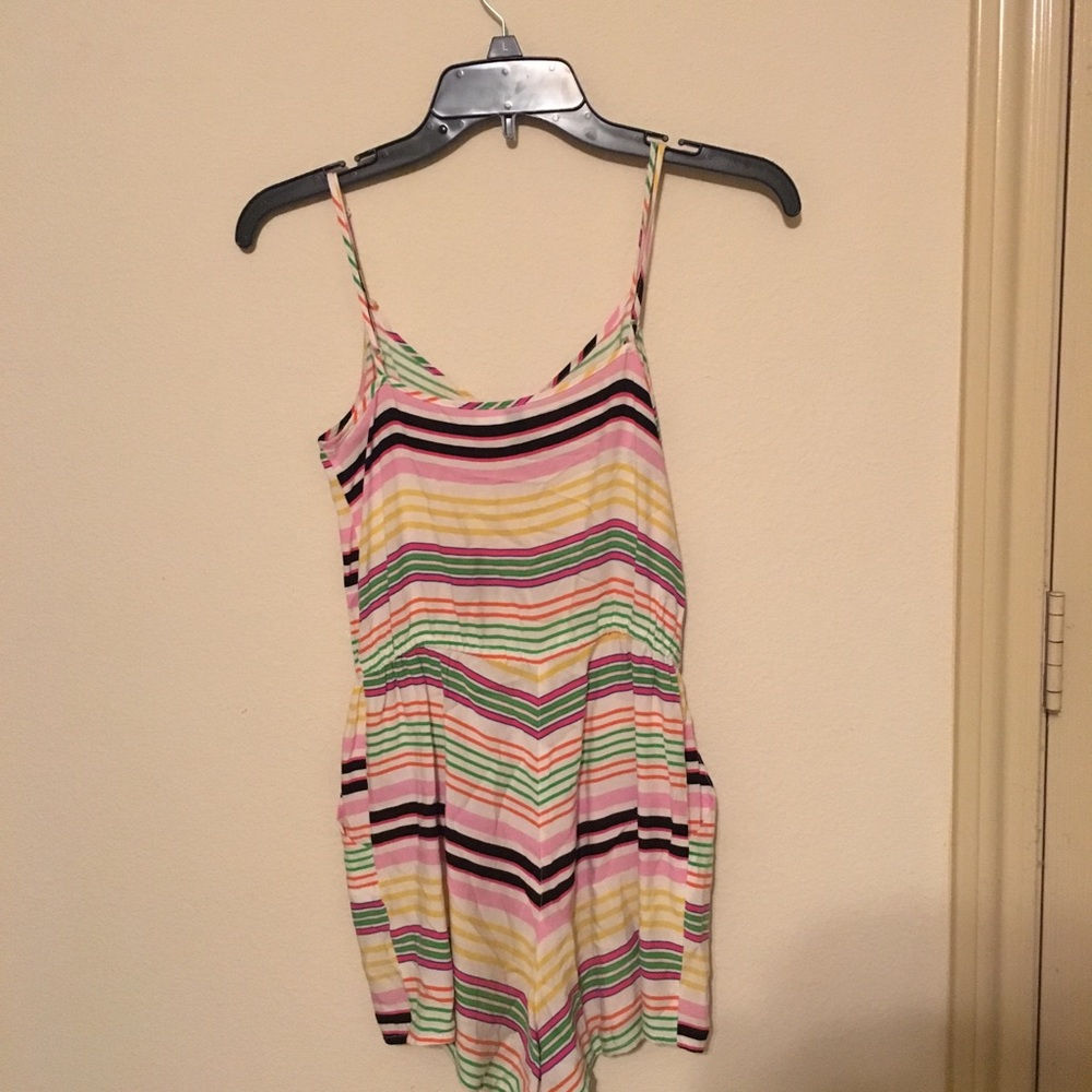 Summer romper - Picture 2 of 2