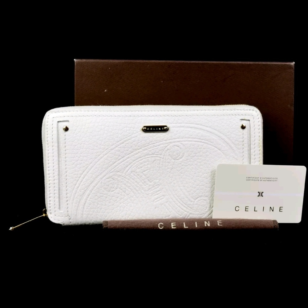 🚫Sold🚫💯Authentic Celine Macadam Wallet
