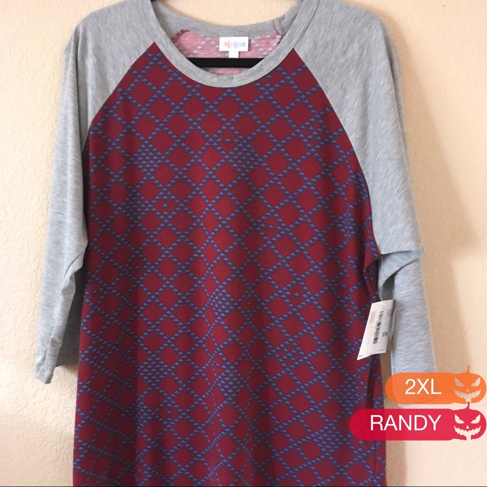 Super comfy baseball tee!