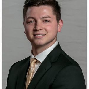 Meet your Posher, Alec