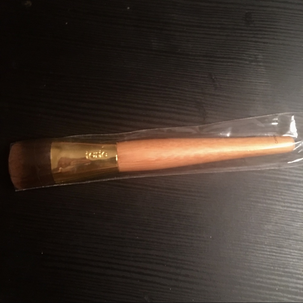 Tarte Bamboo Foundation Brush