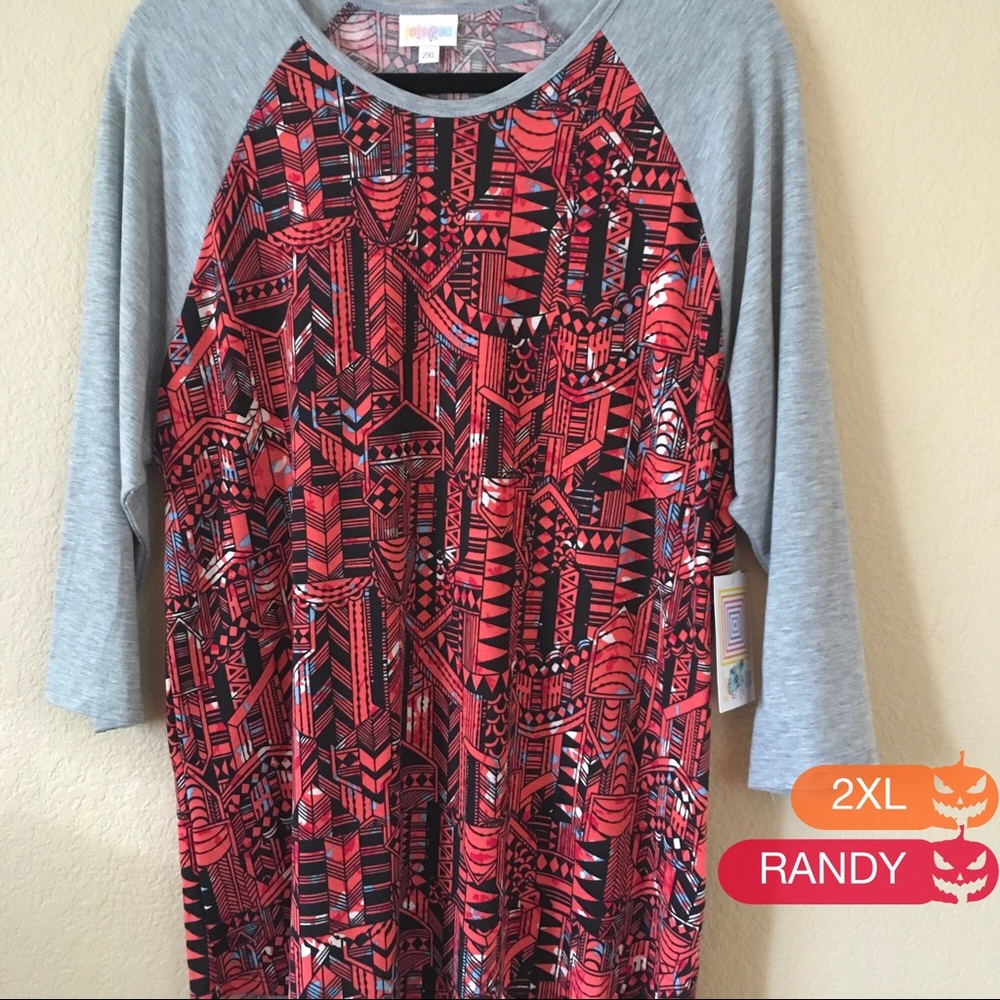 Comfy and stretchy baseball tee!