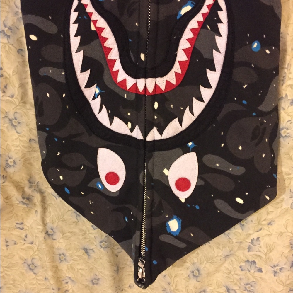 BAPE SHARK GALAXY HOODIE - Picture 2 of 8