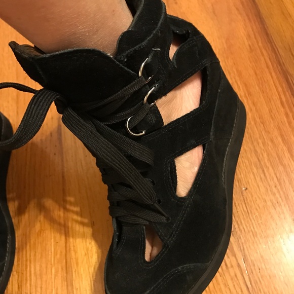 Jeffrey Campbell Wedge Shoes - Picture 3 of 4