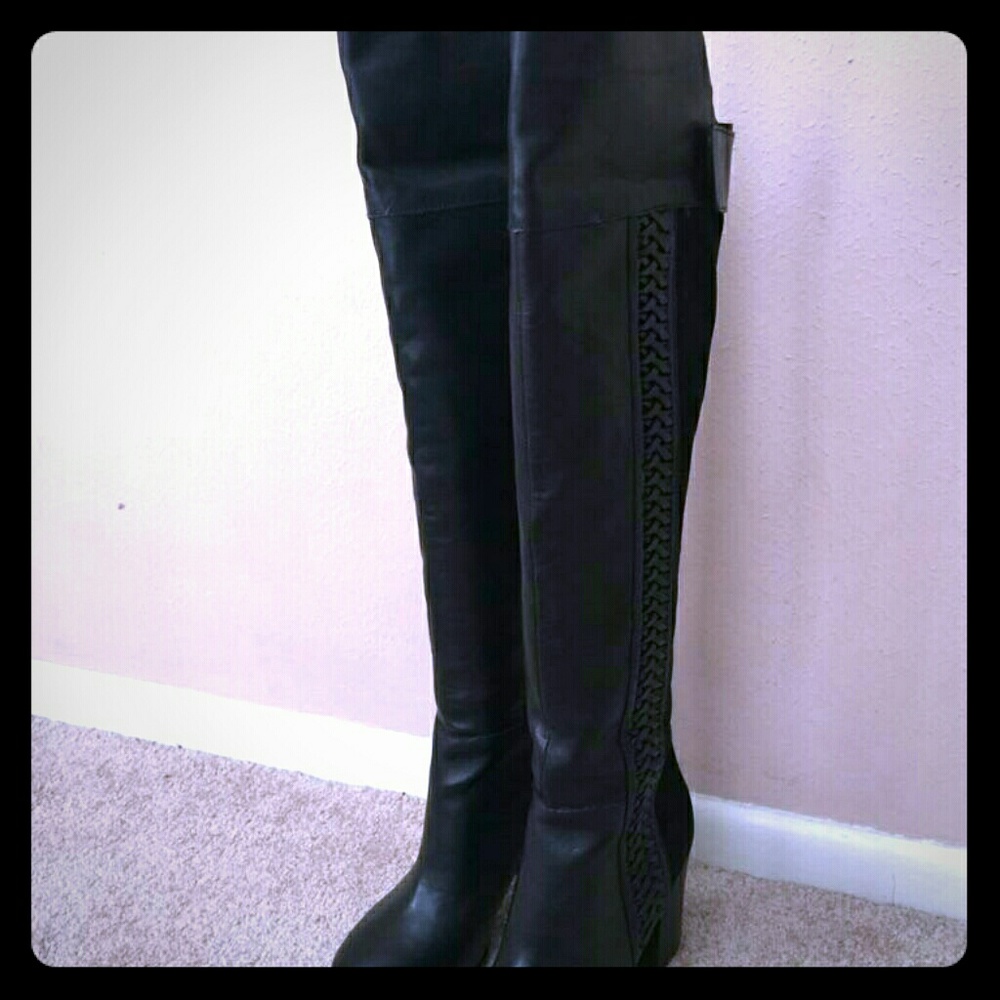 NEW IN BOX Vince Camuto OTK Boots