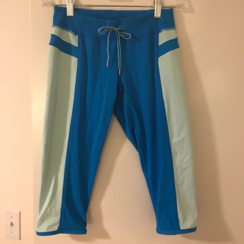 Lululemon Blue Capri Crops