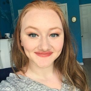 Meet your Posher, Savannah