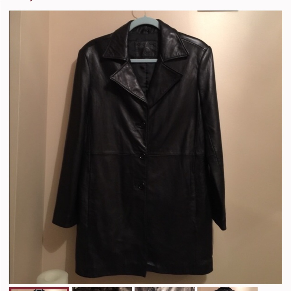 Woman's medium leather jacket Kathy Ireland